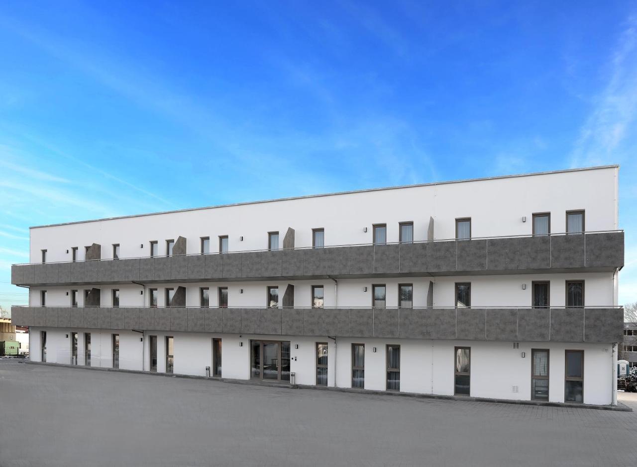 Apartment Hotel 37 Altdorf  Exterior photo