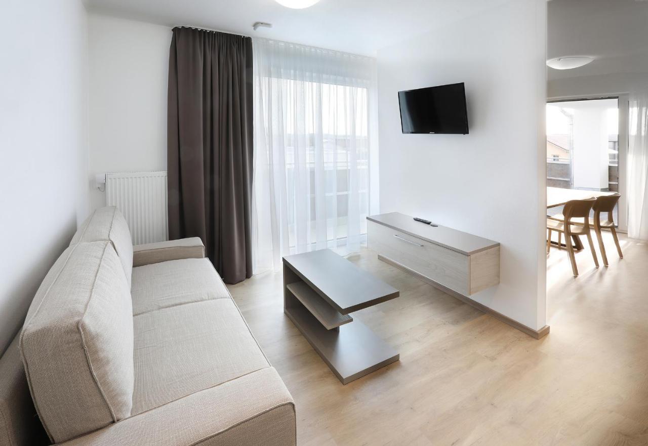 Apartment Hotel 37 Altdorf  Exterior photo